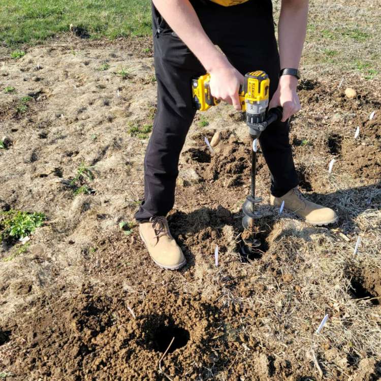 SoilBuster Garden Auger Drill Bit - 3-Inch Heavy-Duty Spiral Tool for Planting Bulbs, Flowers, and Vegetables