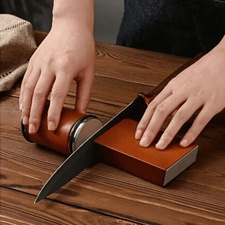 Rolling Knife Sharpener with Dual Grit for Precision Edge Maintenance and Kitchen Use