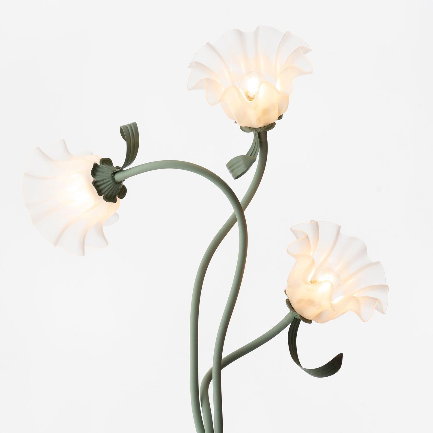 LED Floor Lamp with Calla Flower Design - Modern Lighting for Living Room & Bedroom Decor