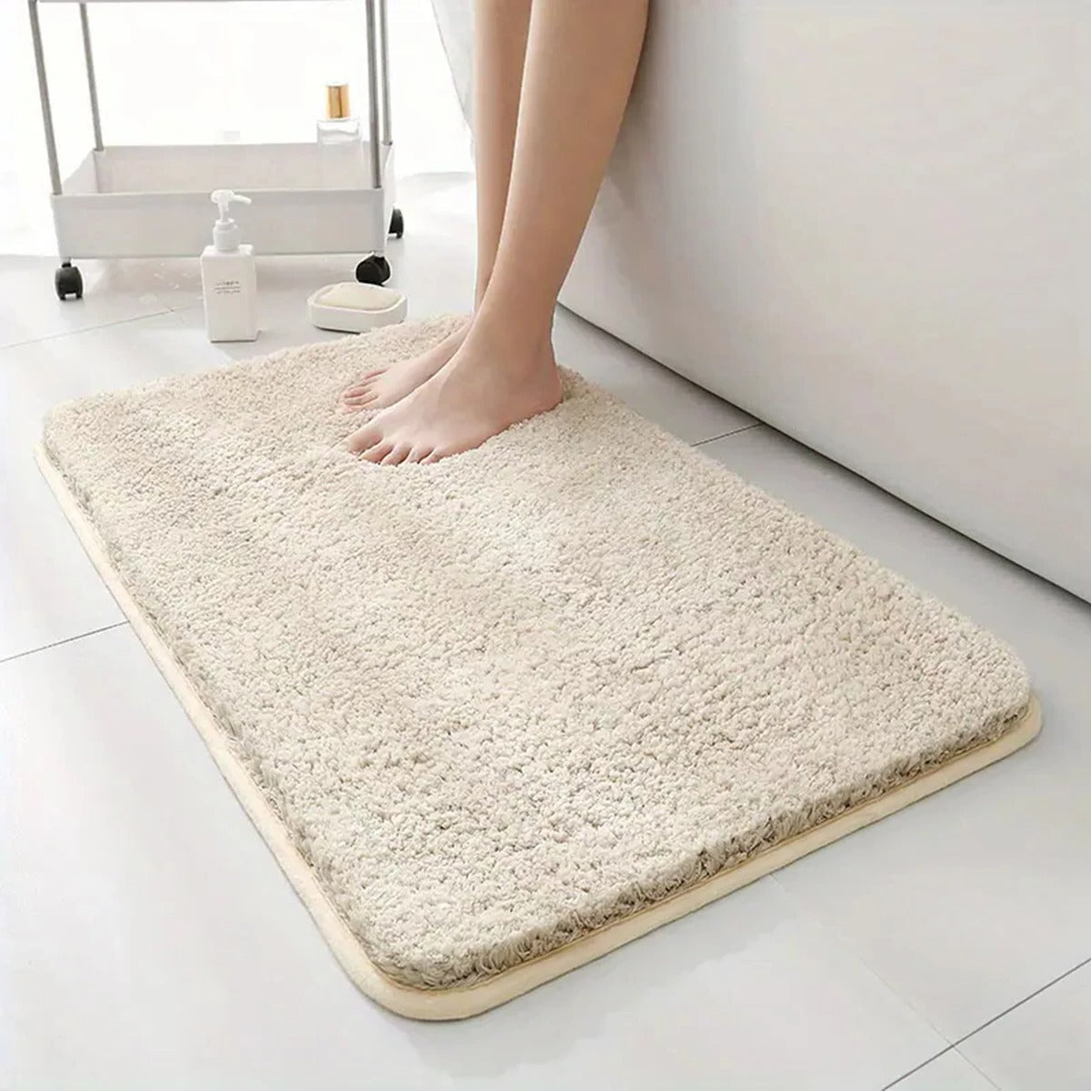 Thickened Plush Anti-Slip Bathroom Mat | Super Absorbent, Durable & Machine Washable for Shower, Sink & Toilet Use