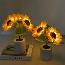 LED Sunflower Table Lamp - Decorative Lighting Fixture for Home Decor & Nightstand Use
