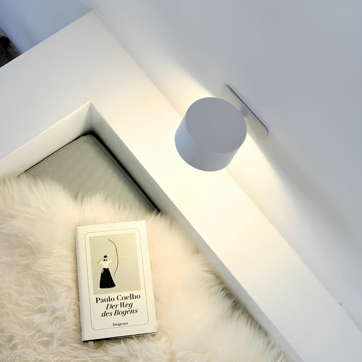 Battery Operated Wall Light | Rechargeable, 360° Adjustable & Wireless for Bedrooms, Hallways & Reading Corners