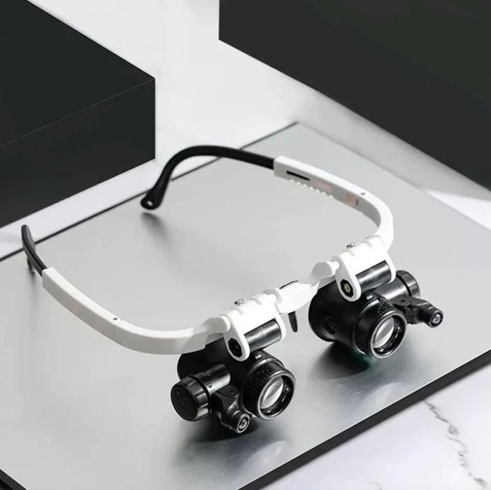 Adjustable LED Magnifying Glasses – Head-Mounted 8× / 15× / 23× Magnification for Precision Work & Hobbies