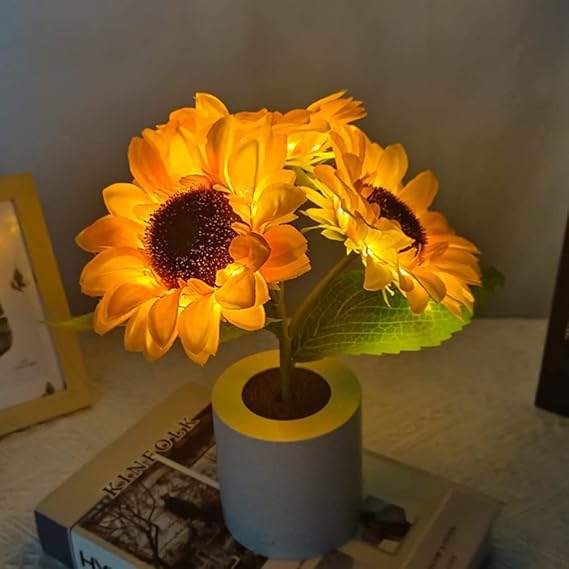 LED Sunflower Table Lamp - Decorative Lighting Fixture for Home Decor & Nightstand Use