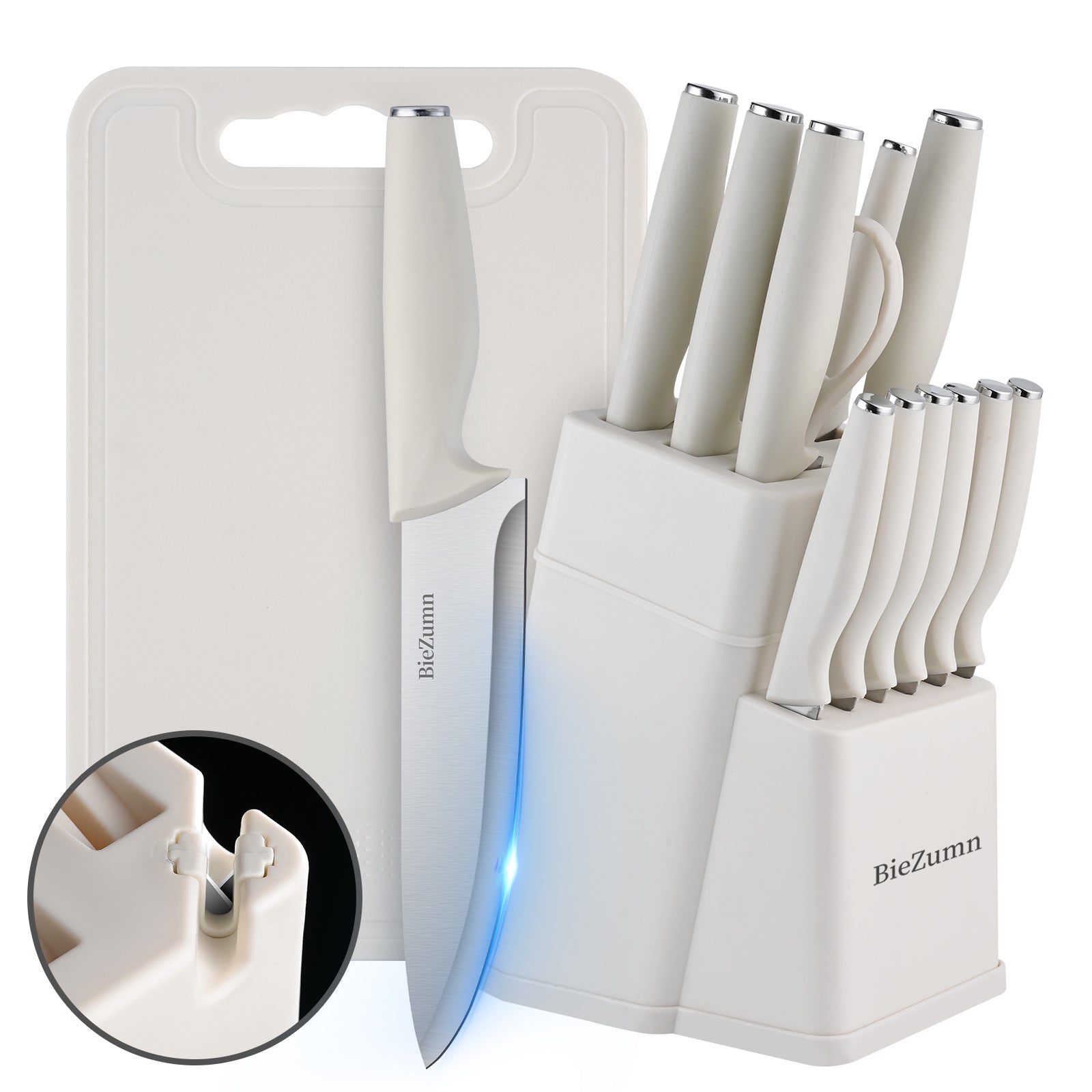 Knife Set With Integrated Sharpener