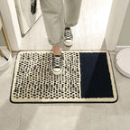 Small Bathroom Rug – Colourful Retro Bath Mat for Stylish Bathrooms