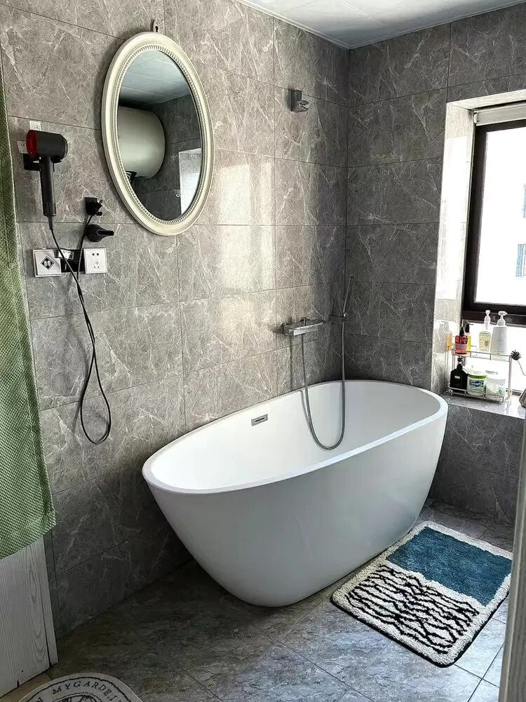 Small Bathroom Rug – Colourful Retro Bath Mat for Stylish Bathrooms