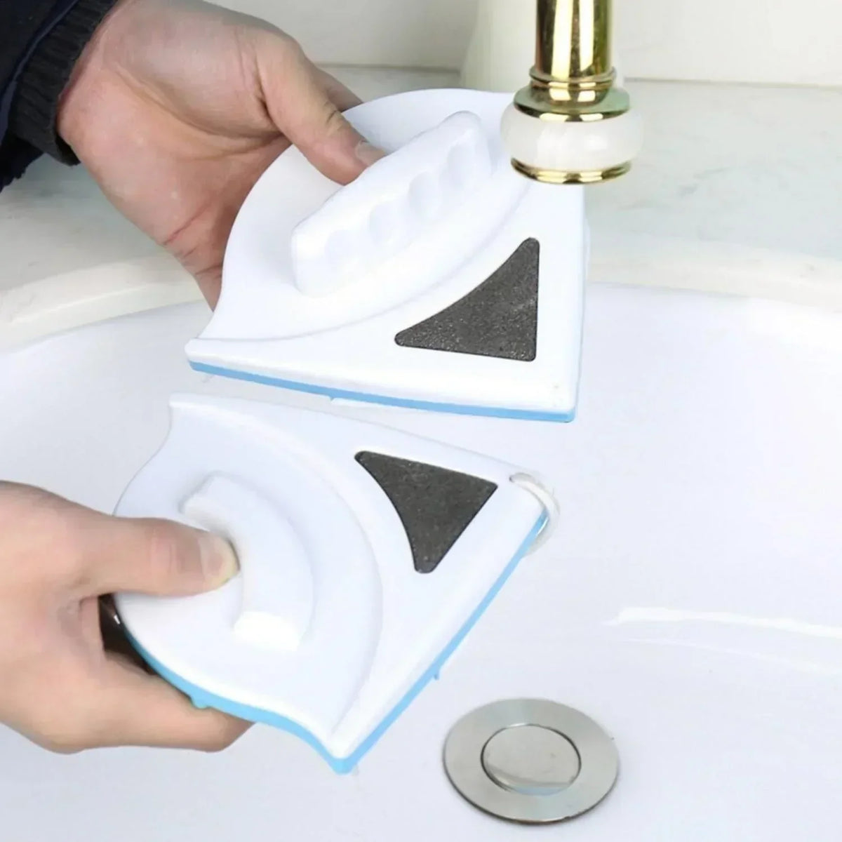 Dual-Sided Magnetic Window Cleaner | Streak-Free, Efficient & Ideal for Hard-to-Reach Windows (3-8mm)