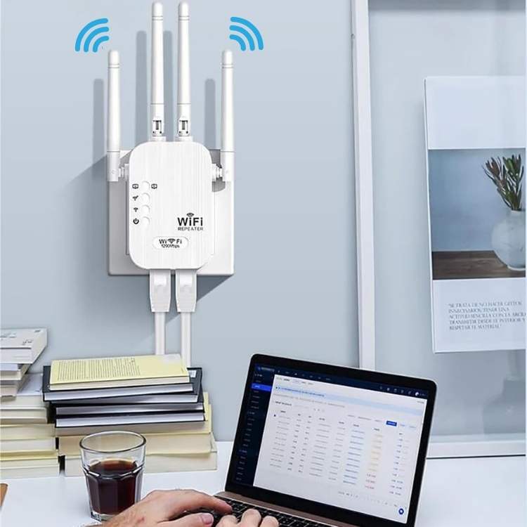 Long-Range Outdoor WiFi Booster | Dual-Band, 1200Mbps Speed for Total Coverage in Garden & Garage