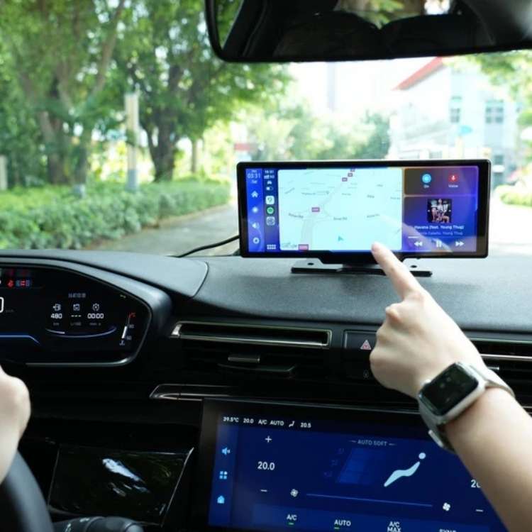 10.25” Wireless CarPlay & Android Auto Display | Ultra-Wide HD Screen for Easy Navigation & Hands-Free Calls in Your Car